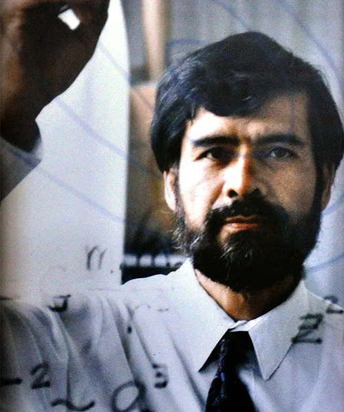 Dr. Ernesto A. Lacomba Zamora